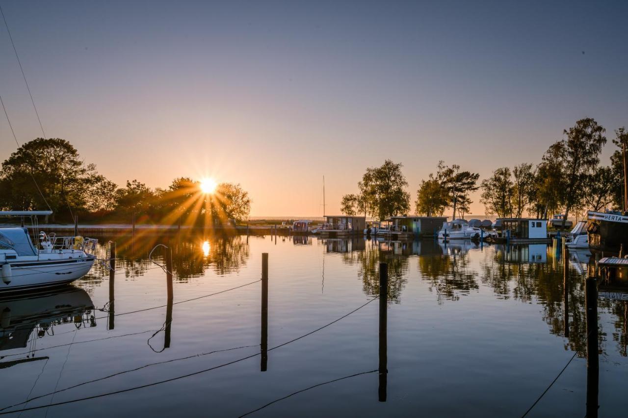 Marina Martinshafen - Beach Life Sassnitz Exterior photo